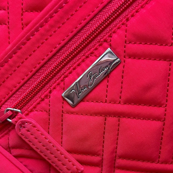 Vera Bradley quilted red shoulder bag bold color.classic diamond quilted design - Picture 2 of 8